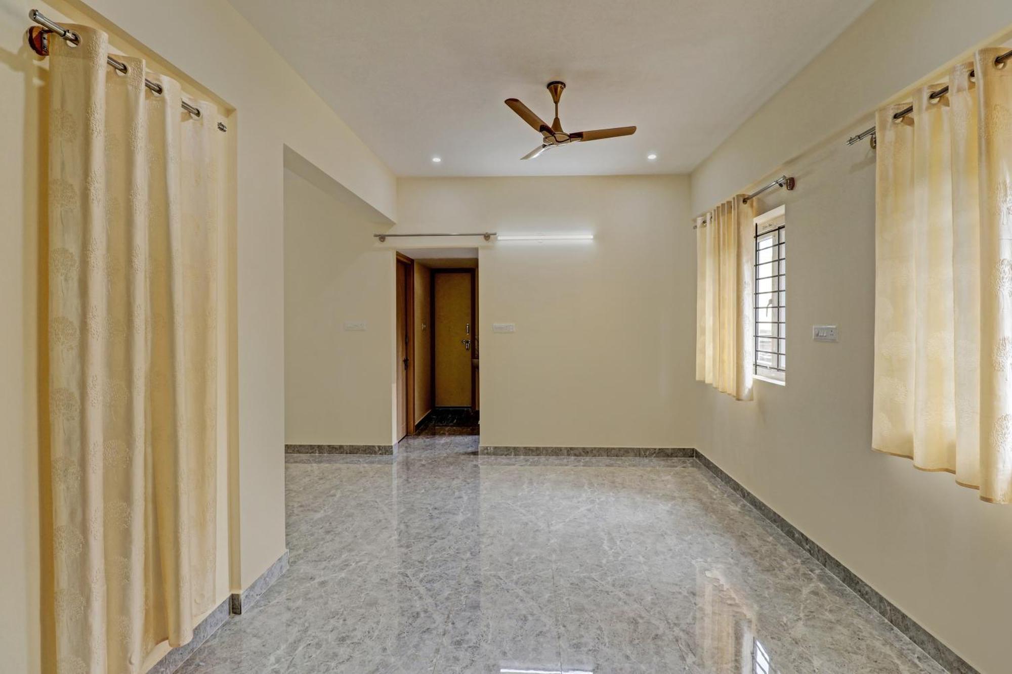 Oyo Flagship 81483 Manyatha Inn Service Apartment Bangalore Exterior foto